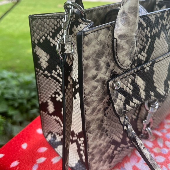 NWT Rebecca Minkoff Megan Mini Tote Crossbody - Picture 5 of 15